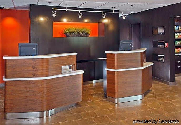 Courtyard By Marriott Greensboro Exterior foto